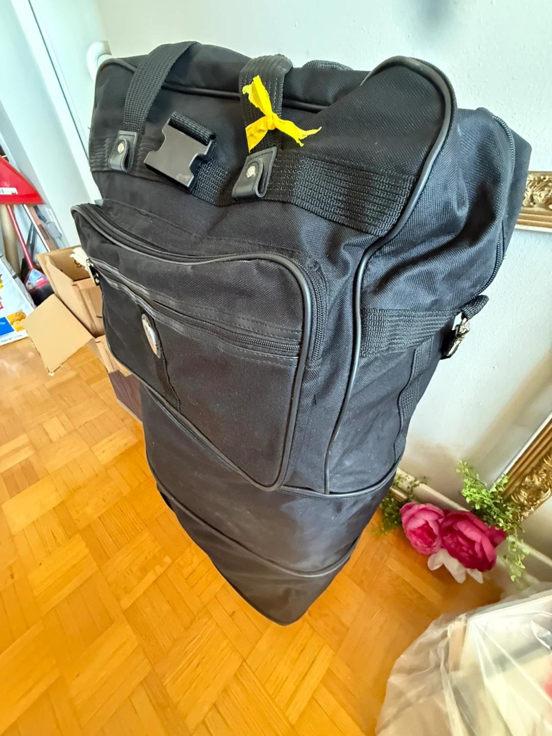 HEYS Rolling Garment Bag - Black - photo 5