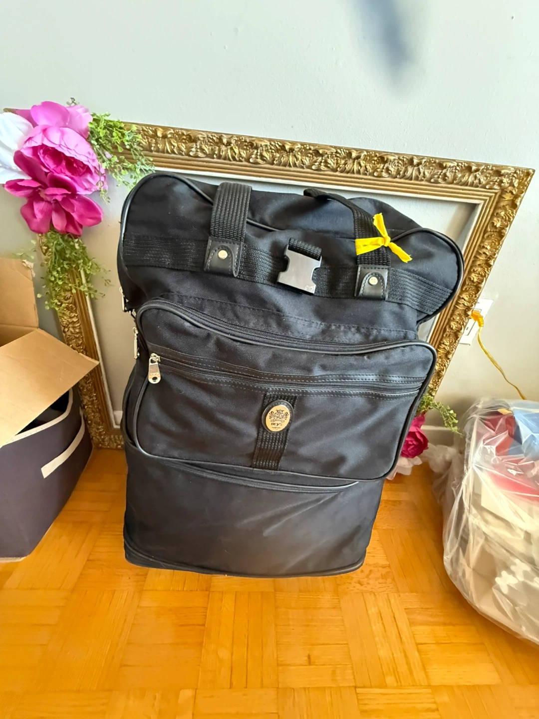 HEYS Rolling Garment Bag - Black - photo 4