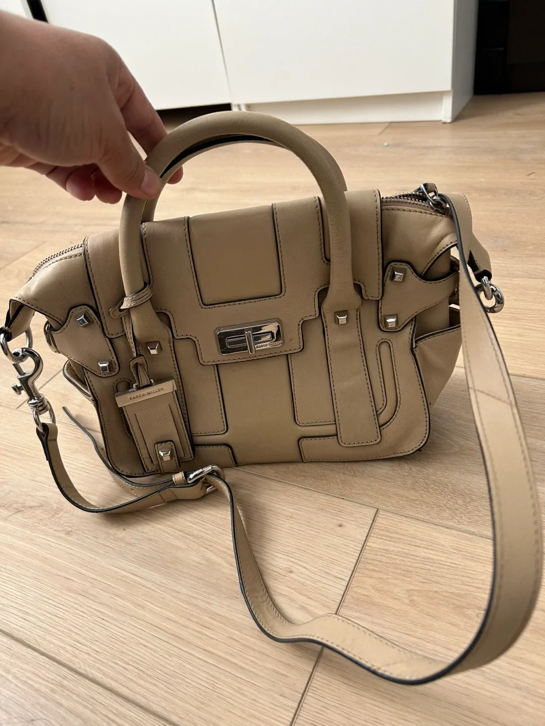 Karen Millen Beige Leather Handbag image indicator(2)