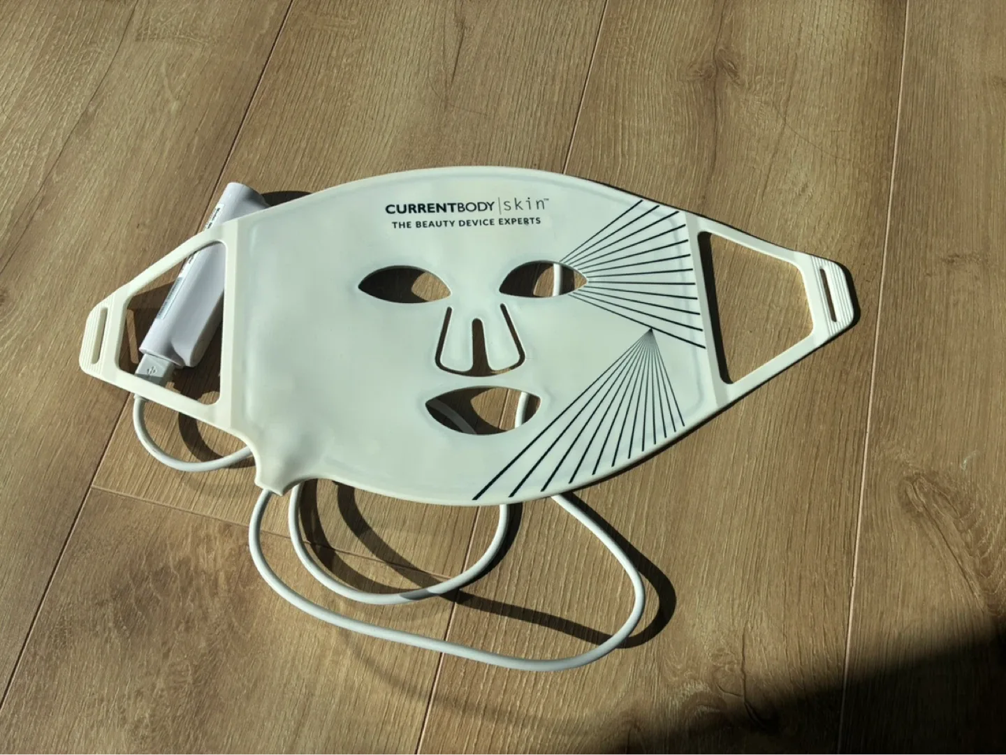 CurrentBody Skin LED Light Therapy Mask thumbnail