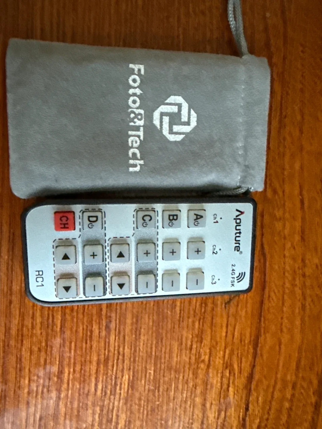 Aputure Amaran HR672KIT LED Lighting Kit with Remote image indicator(7)