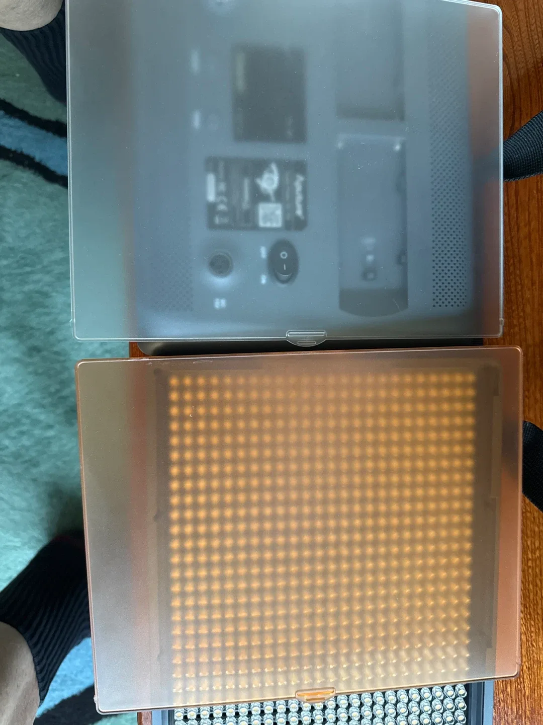 Aputure Amaran HR672KIT LED Lighting Kit with Remote image indicator(10)