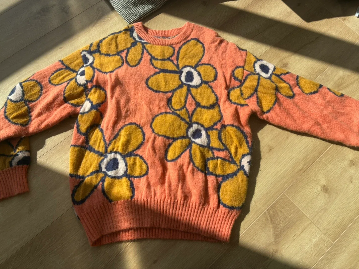 Wool Sweater - Size M thumbnail