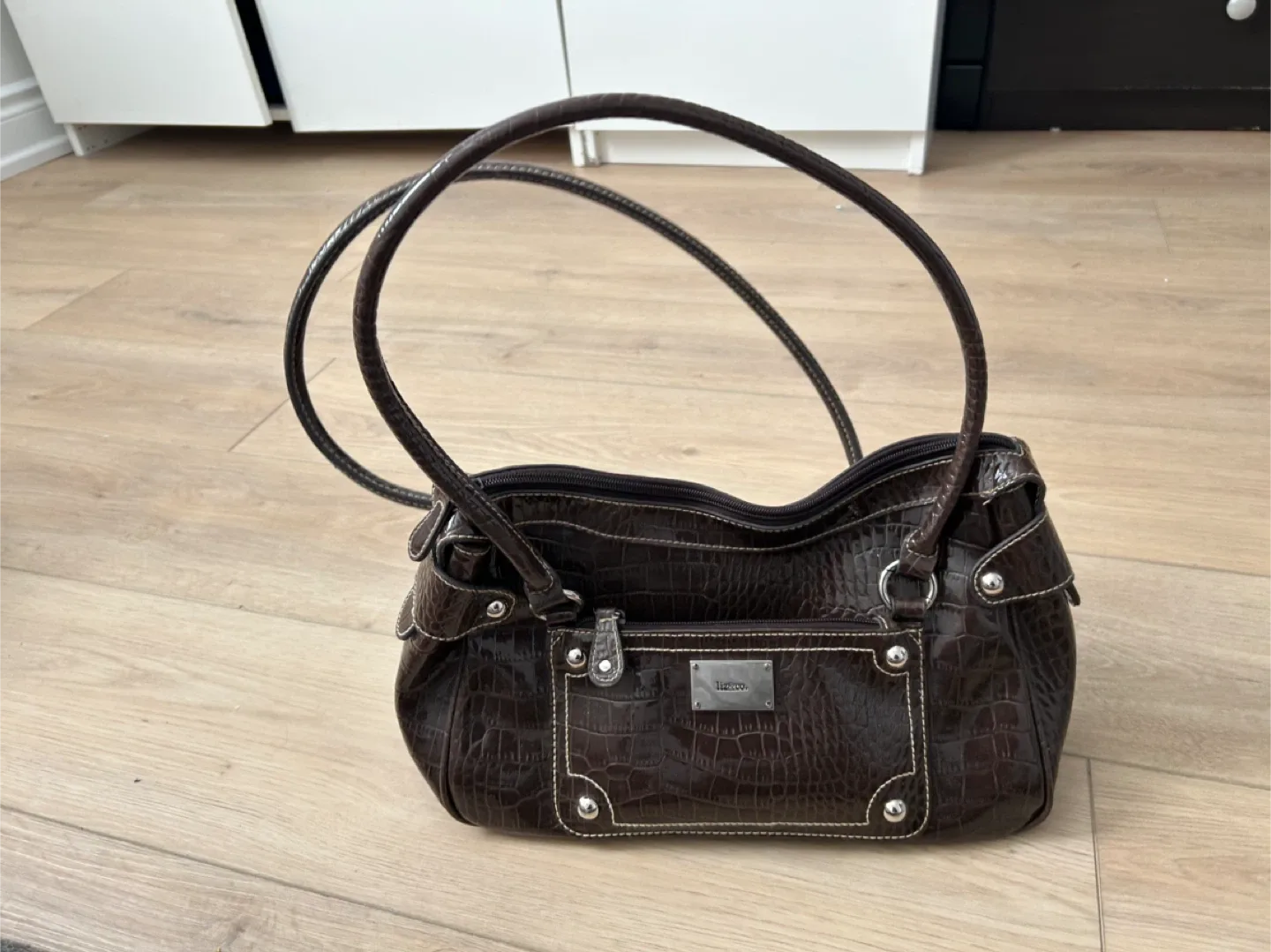 Liz Claiborne Brown Faux Crocodile Purse image indicator(3)