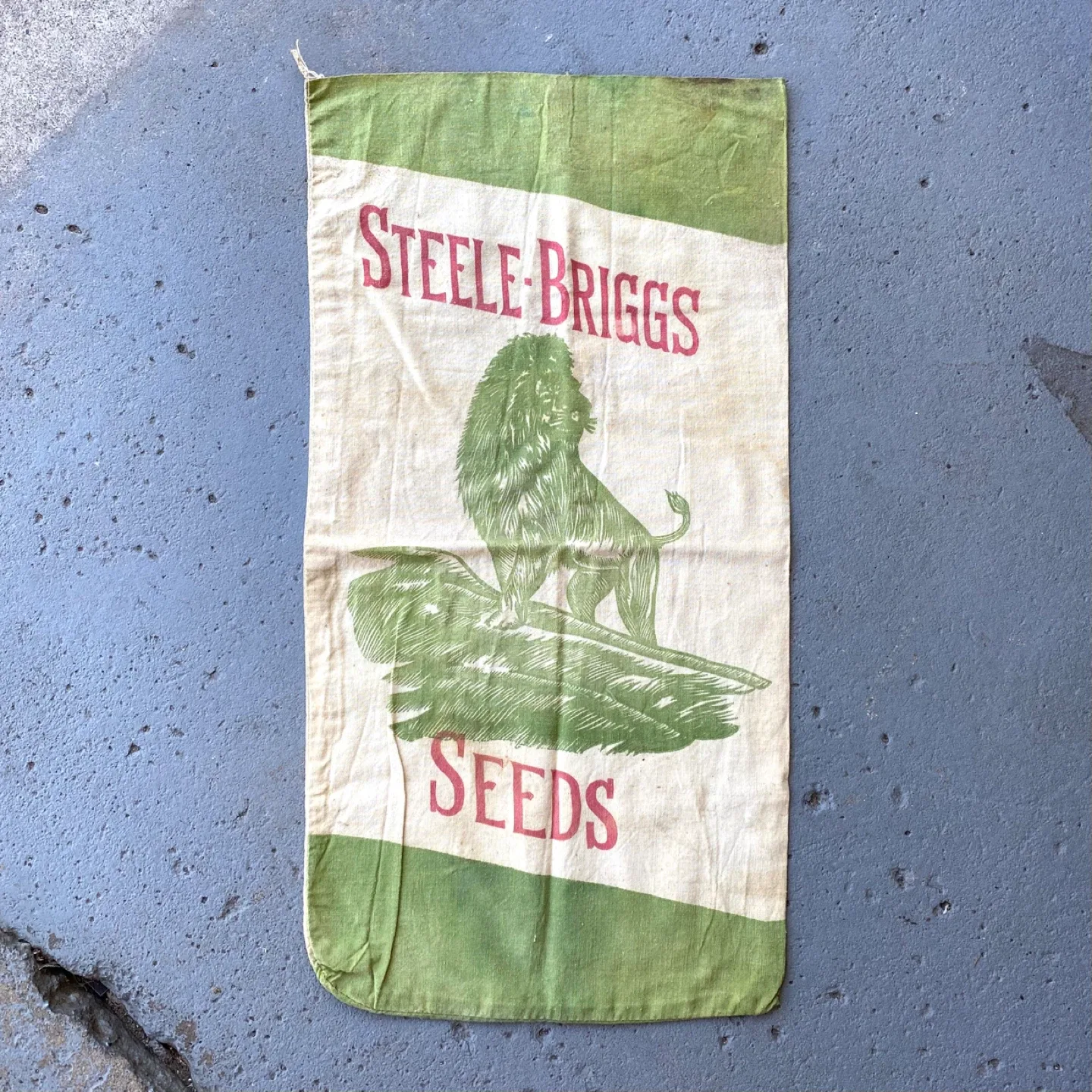 Vintage Lion Brand Seed Bag thumbnail