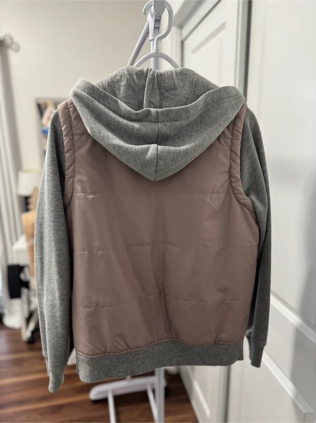 RVCA Vest Hoodie - Size S image indicator(3)