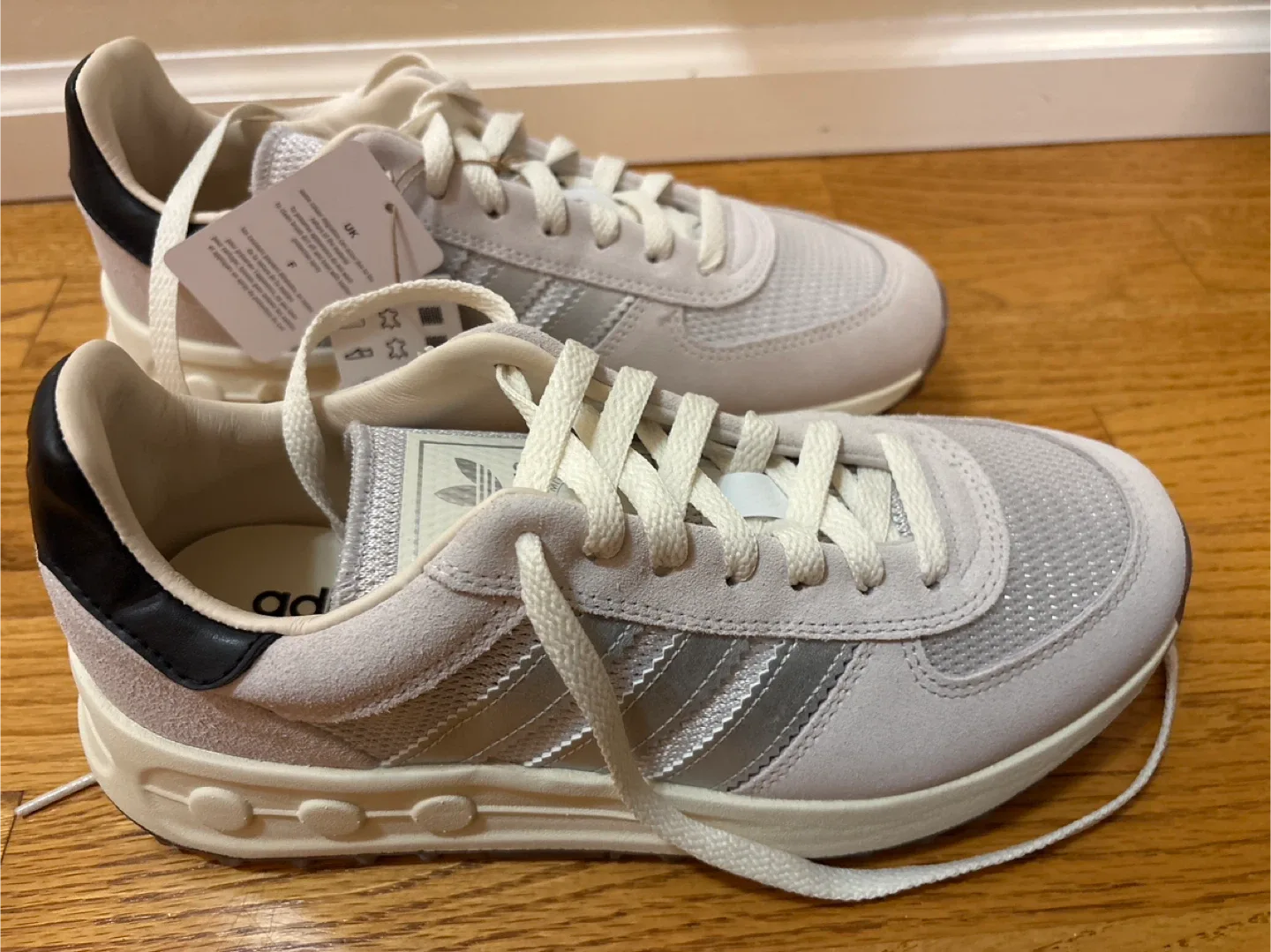 Adidas LA Trainer LUX Cream White/Silver US 8 image indicator(3)