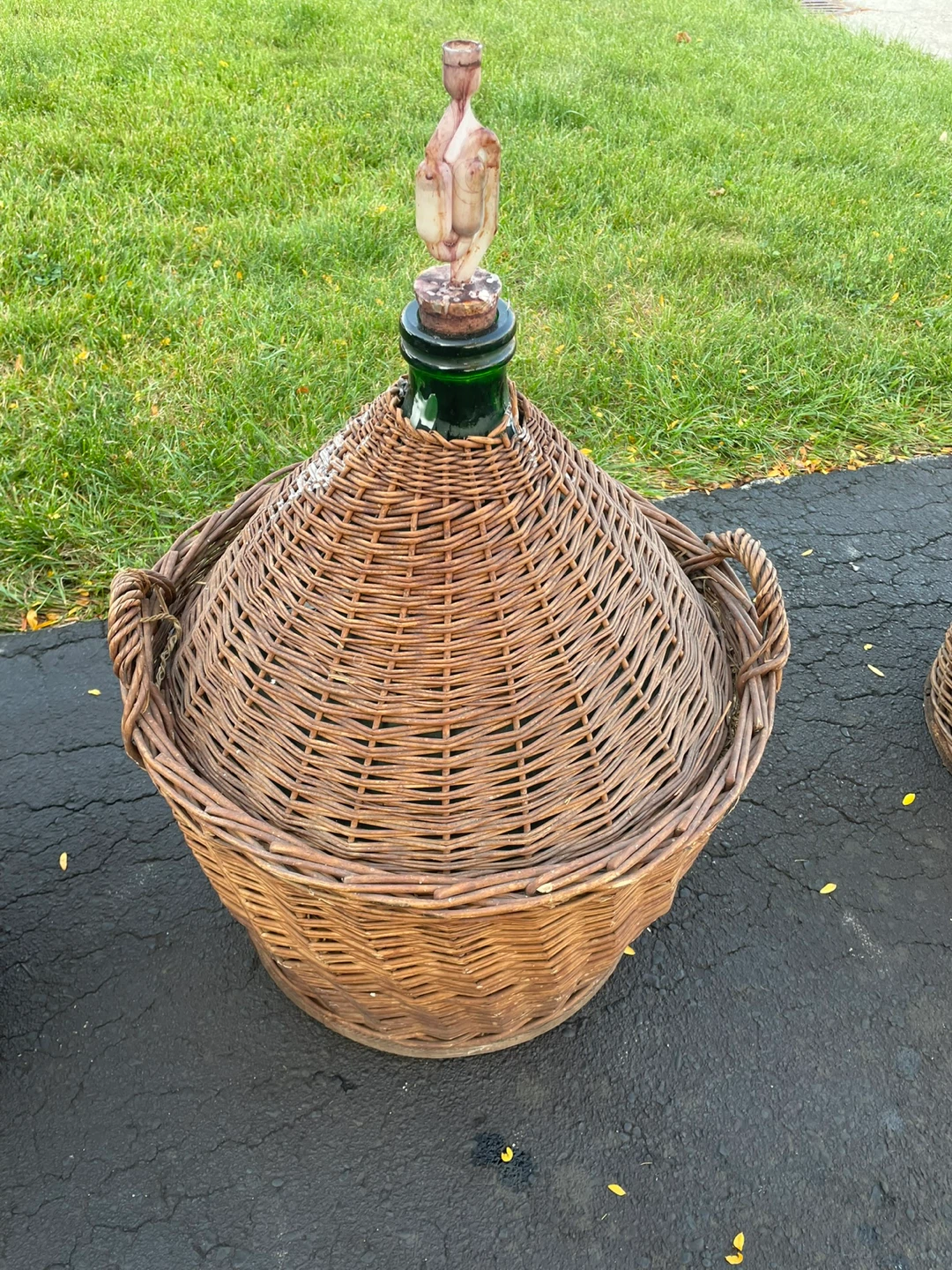 Large Demijohn Glass Bottle with Wicker Basket - photo 5