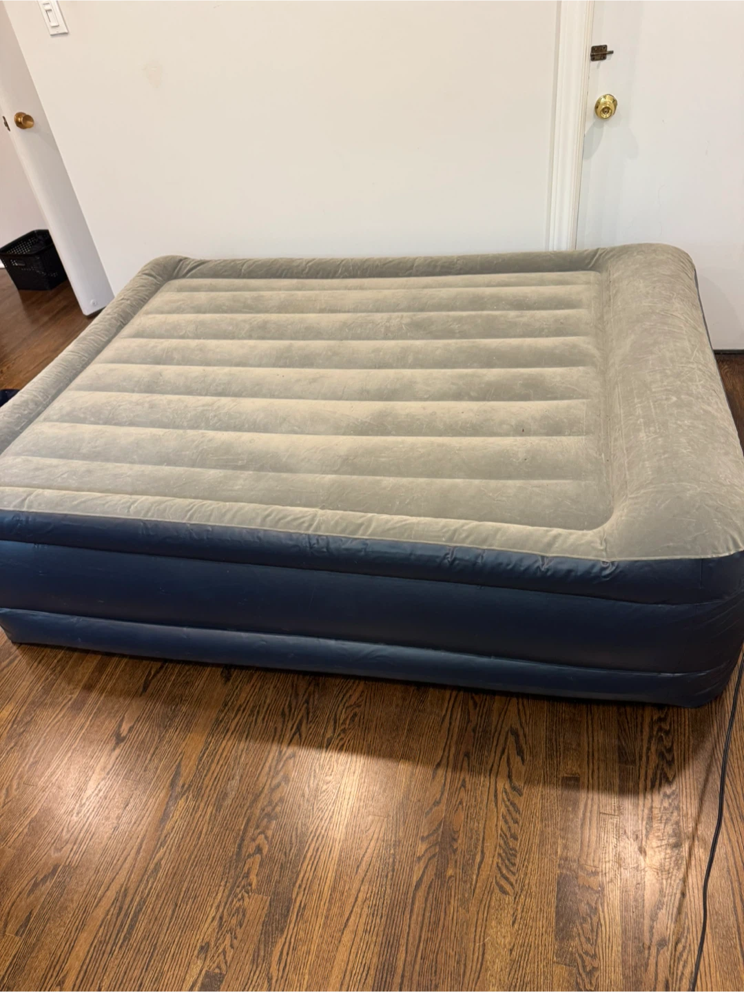 Queen Size Air Mattress