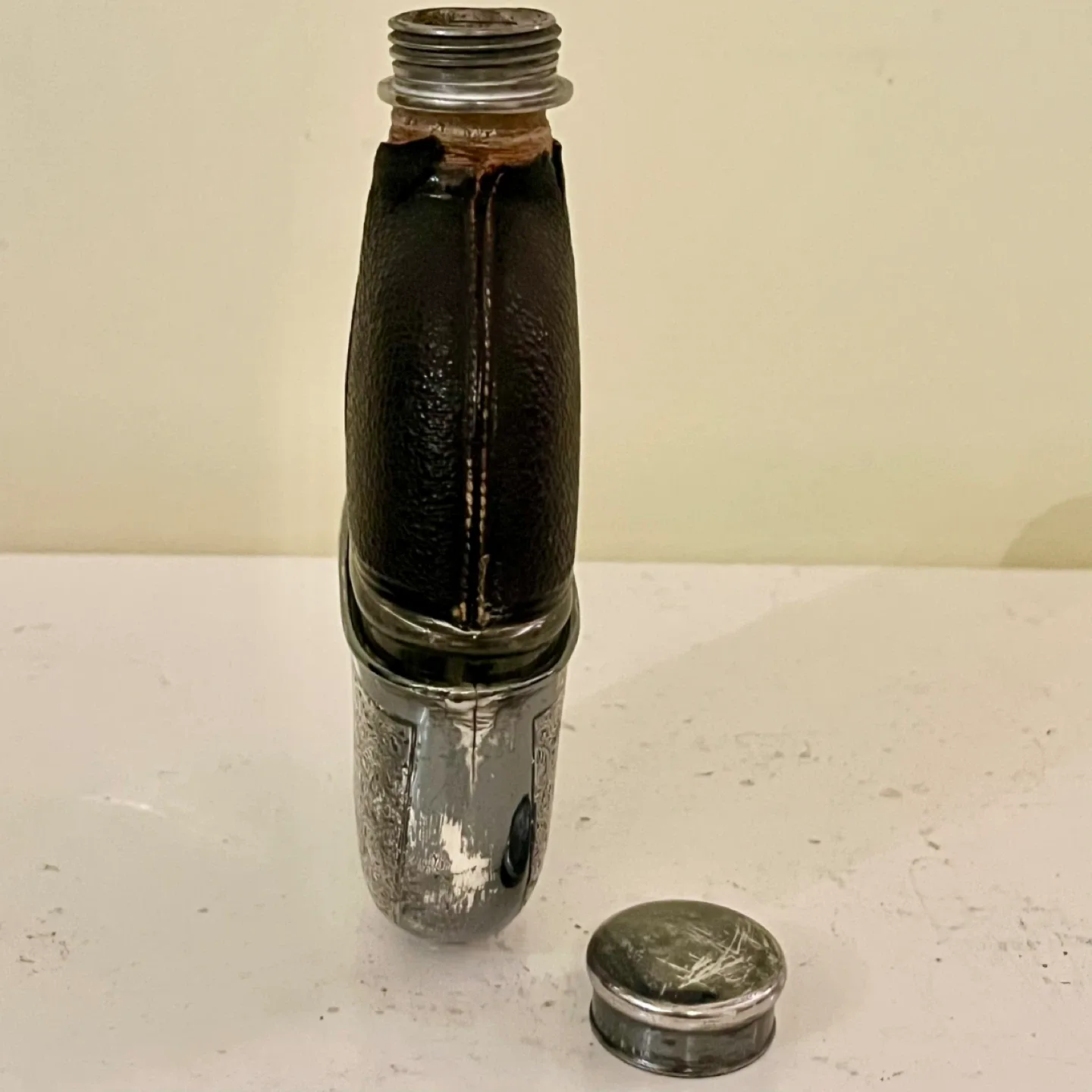 Victorian Silver Plated & Leather Hip Flask & Stirrup Cup image indicator(4)