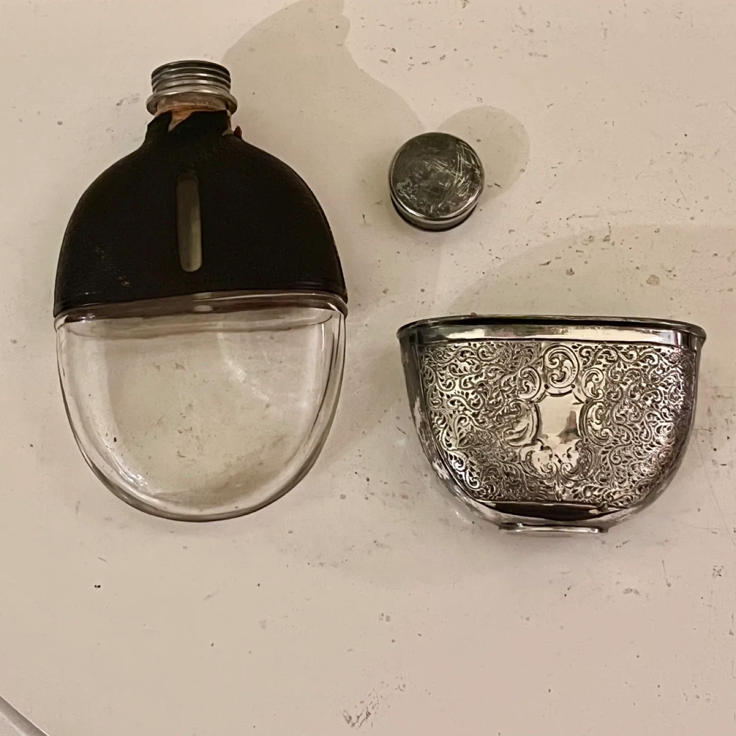 Victorian Silver Plated & Leather Hip Flask & Stirrup Cup image indicator(2)