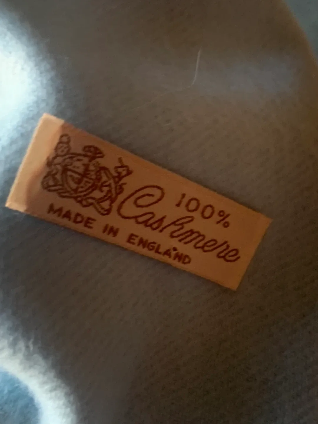 Cashmere Scarf Made in 🇬🇧 image indicator(3)