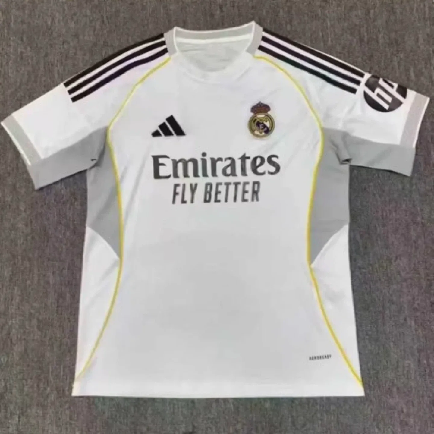 Soccer Jerseys - Real Madrid, Barcelona, Paris Saint-Germain thumbnail