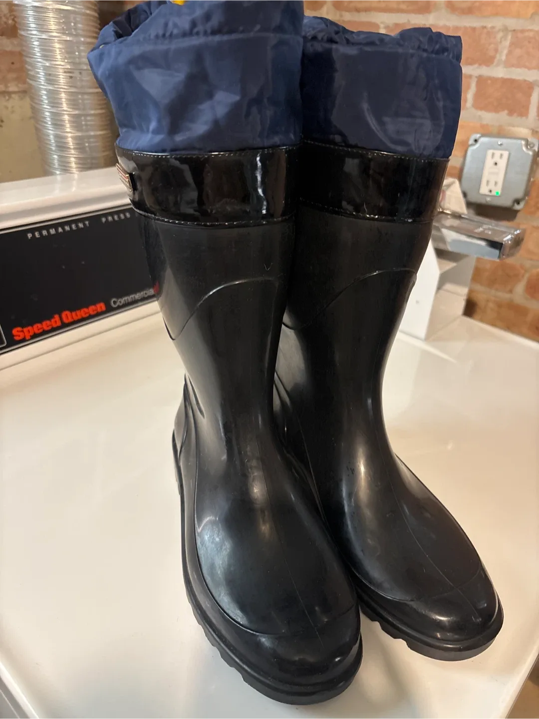 Tommy Hilfiger Black Rain Boots image indicator(4)
