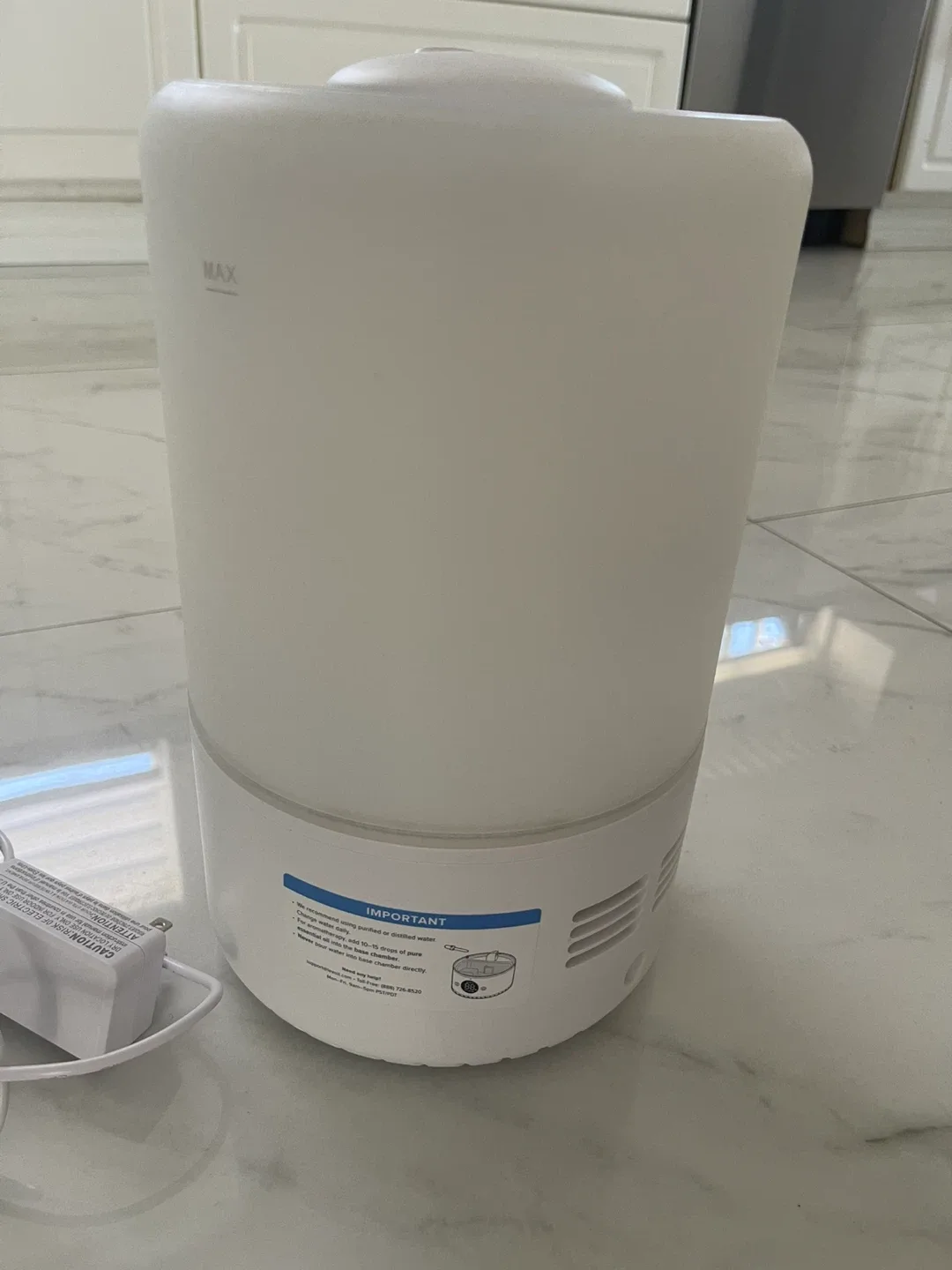 Levoit Humidifier with Power Adapter image indicator(2)