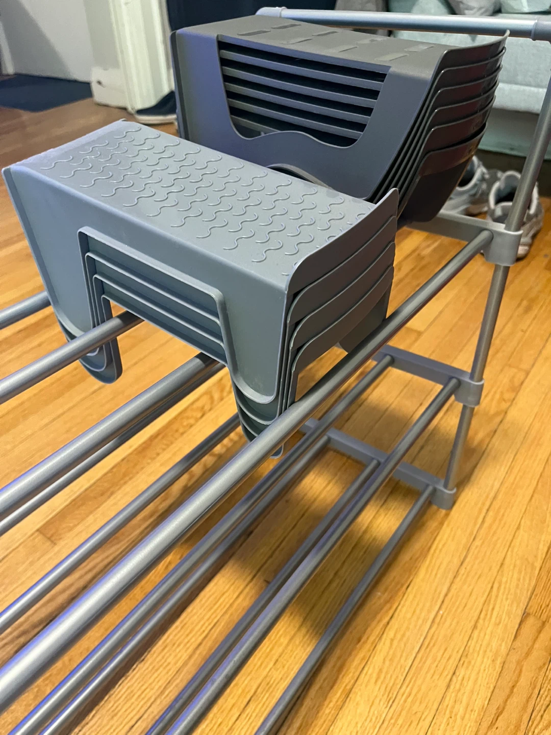 Grey Shoe Rack & multiple shoe arranging blocks - photo 2