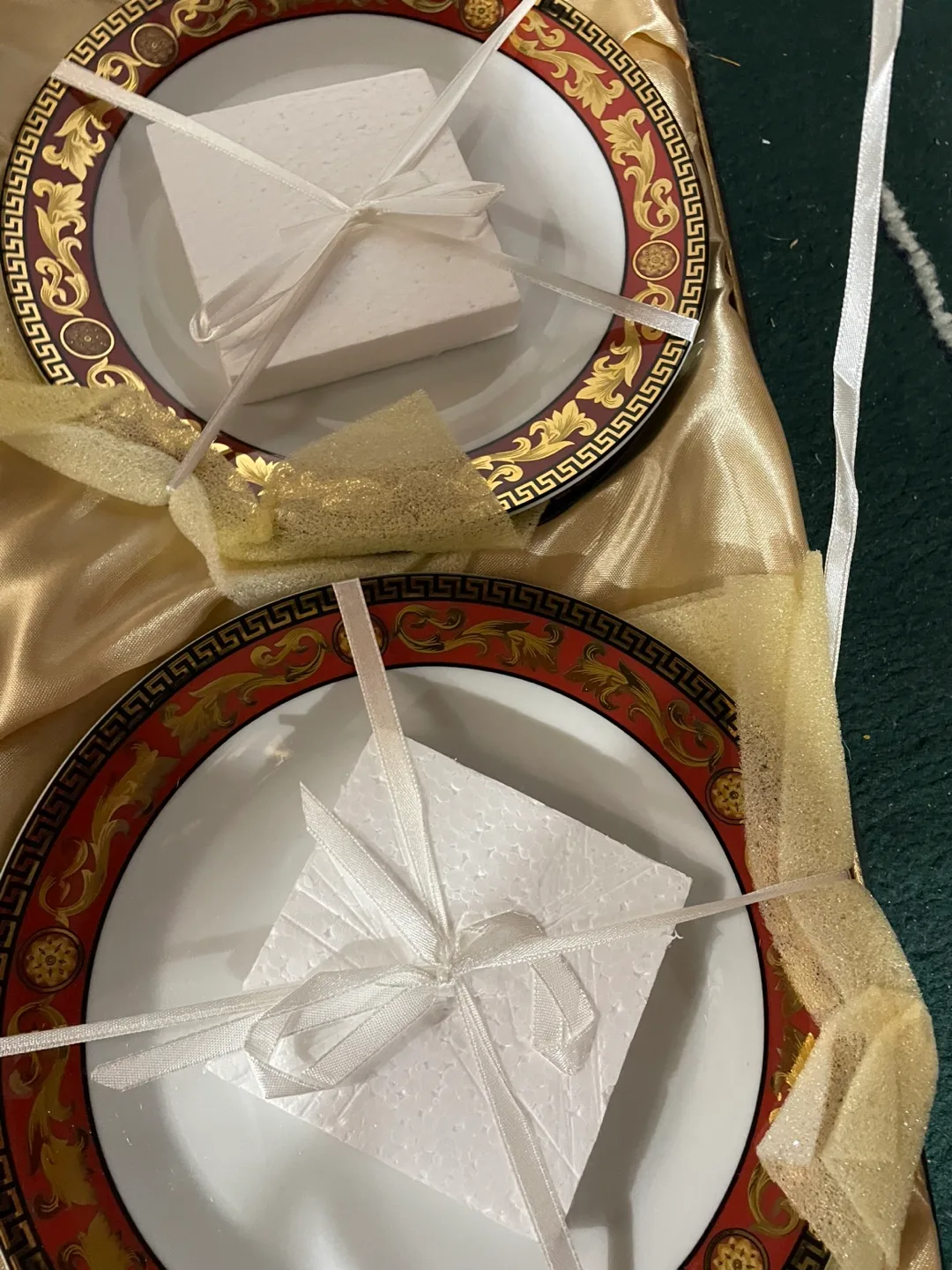 Casa Elite Juno 7 - Piece Plate Set - New in Box! image indicator(3)