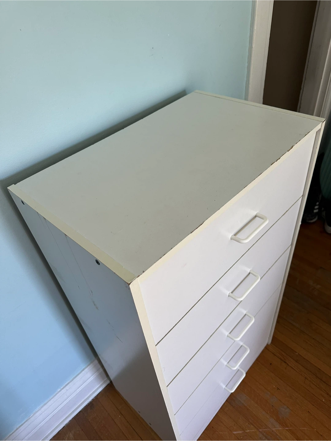 White 5-Drawer Dresser - photo 2