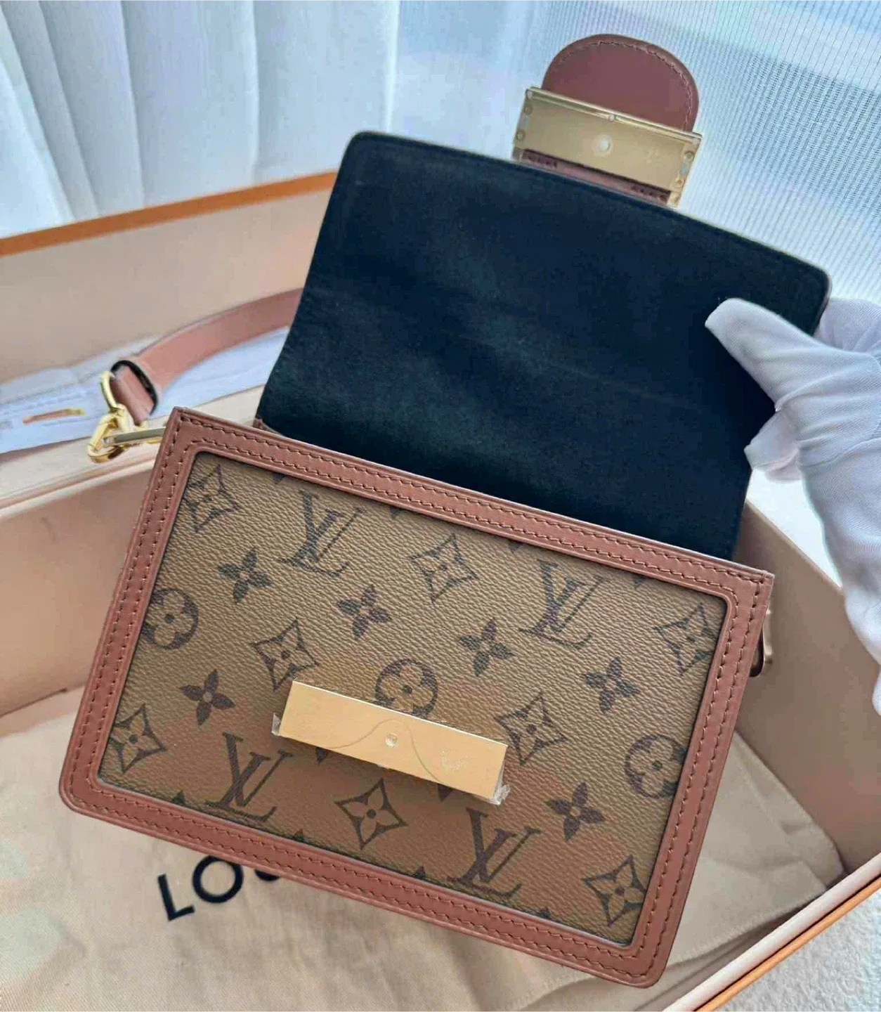 LV Mini Dauphine image indicator(9)