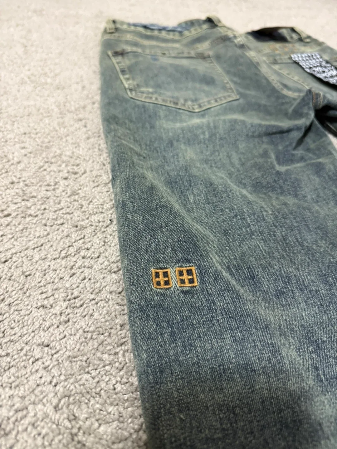 Brand new men’s Ksubi van wrinkle jeans (size 31x32) image indicator(7)