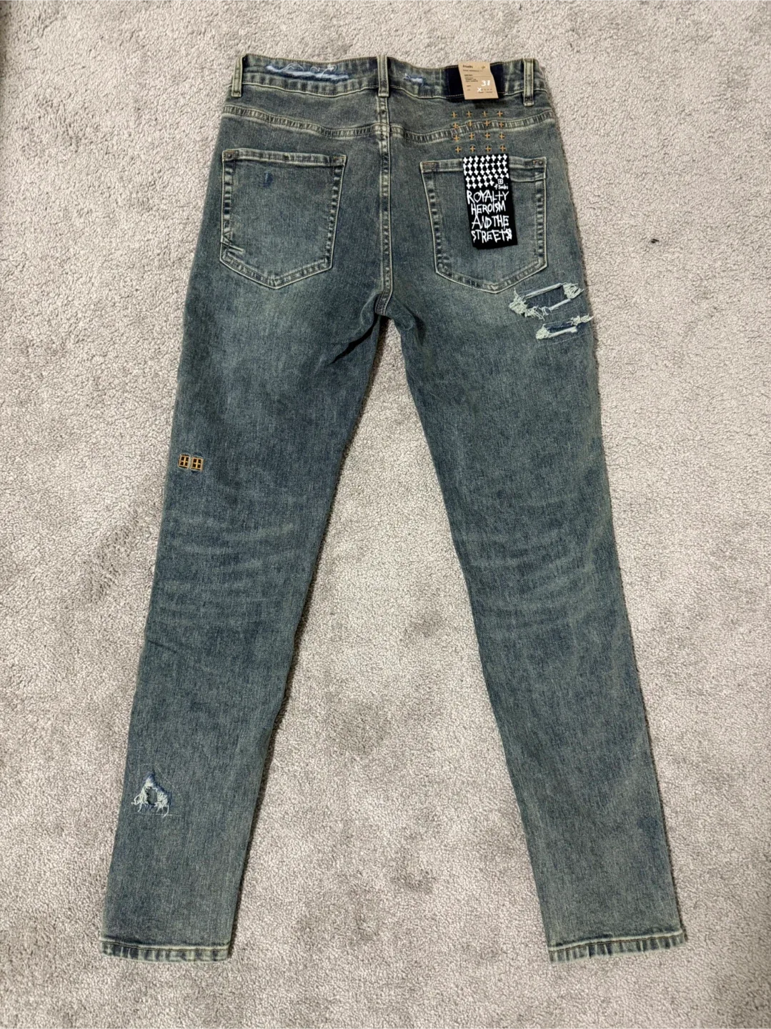 Brand new men’s Ksubi van wrinkle jeans (size 31x32) image indicator(8)