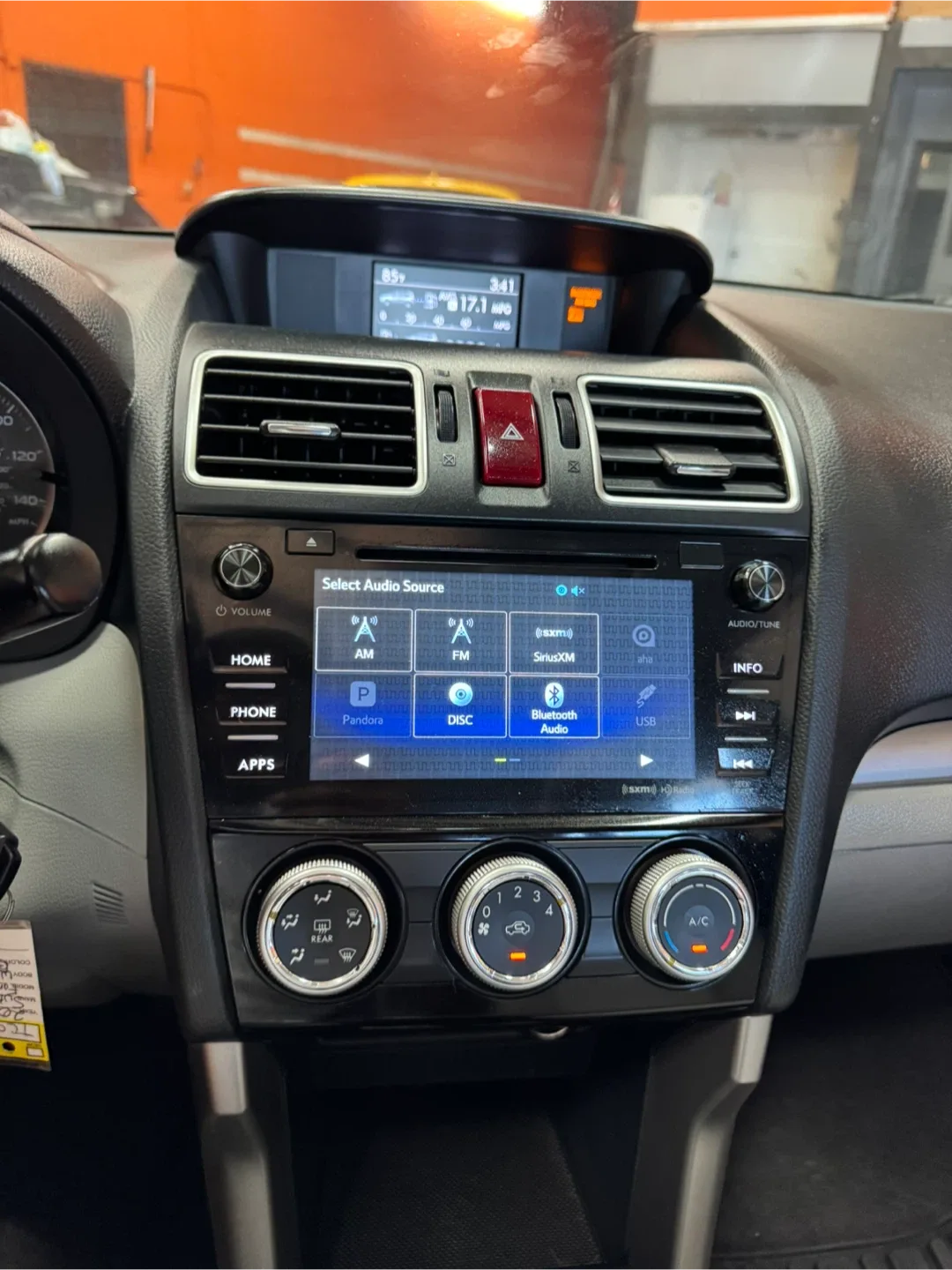 2016 Subaru Forester · 2.5i Premium Sport Utility 4D image indicator(9)