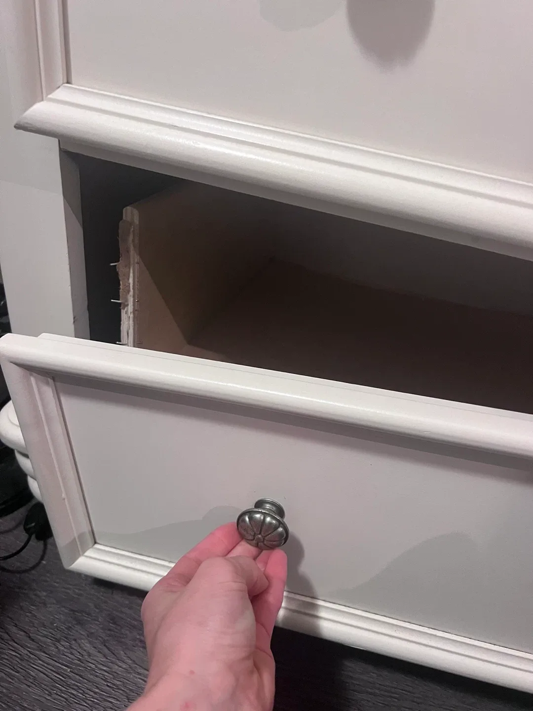 White Wood Dresser image indicator(3)