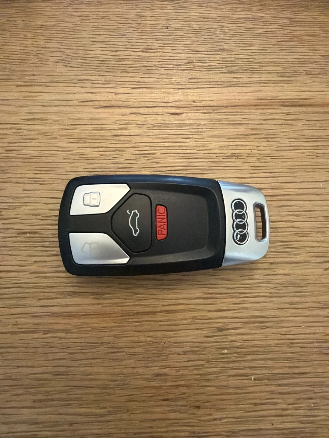 Audi Q5 2018 key fob