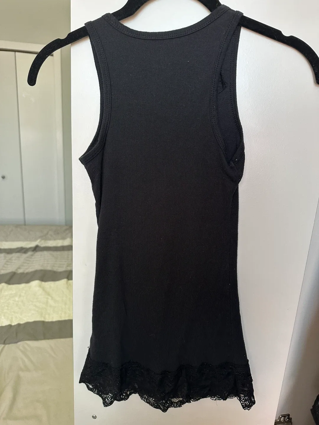 Siblings Black Lace Trim Tank Top image indicator(2)