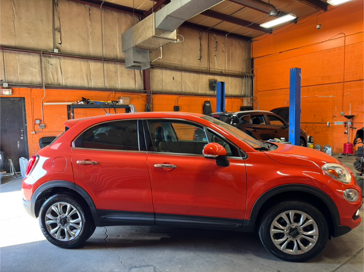 2016 Fiat 500X · Lounge Sport Utility 4D - photo 2