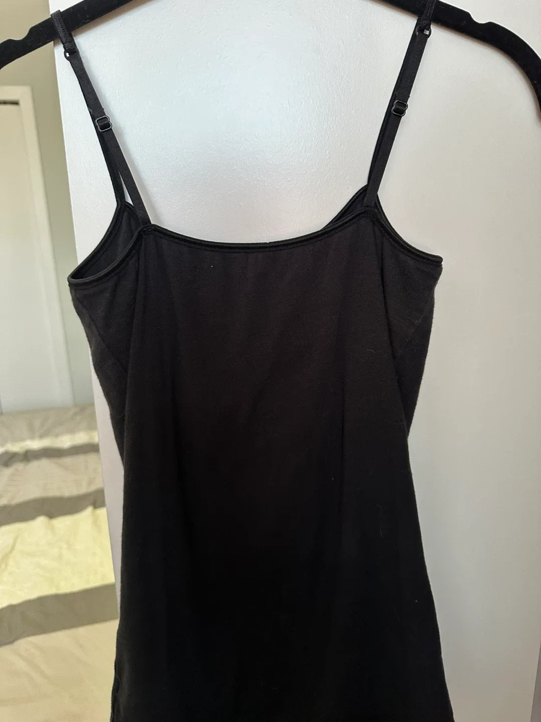 Aeropostale Black Stretch Tank Top - Size M image indicator(2)