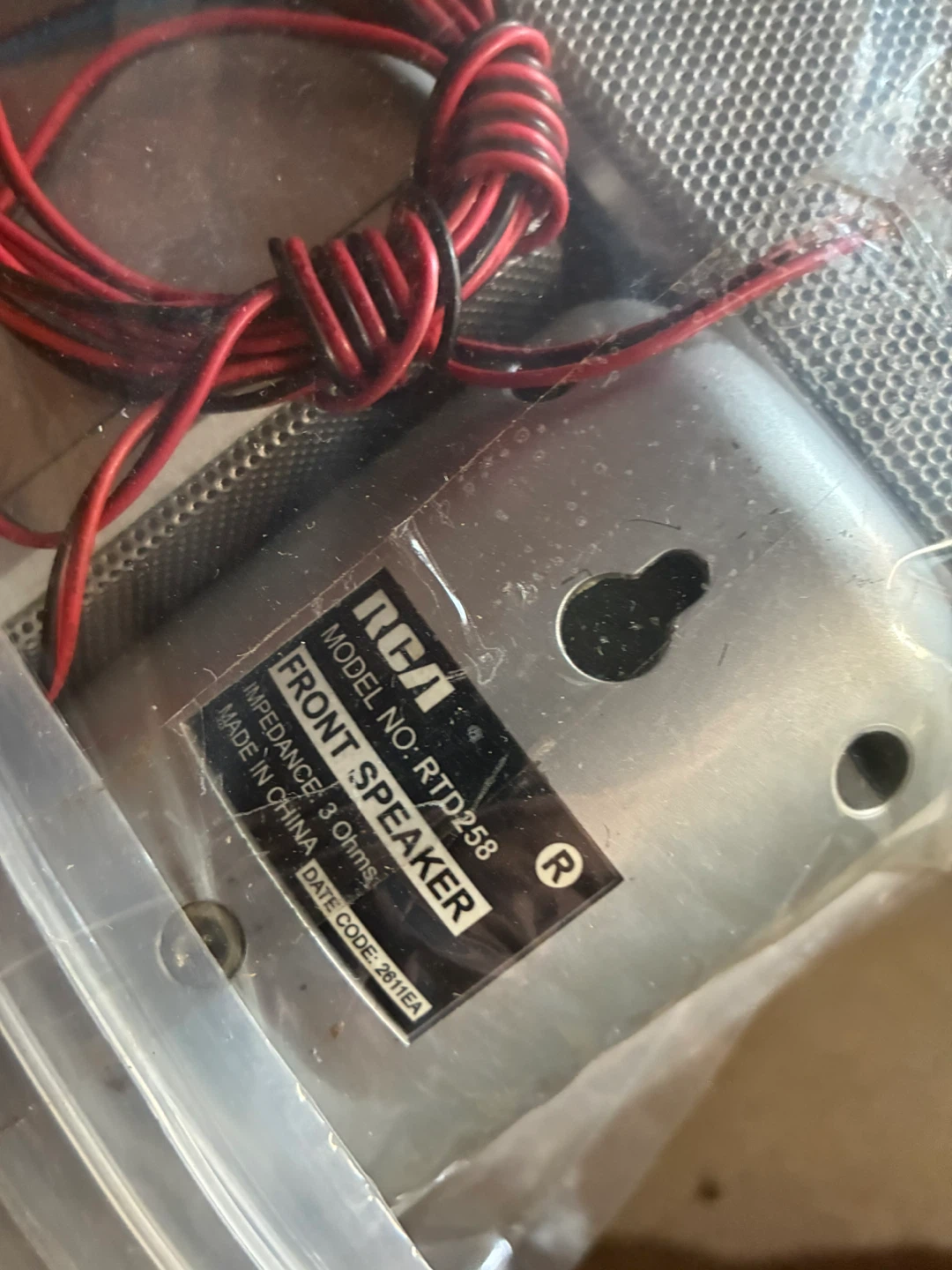 RCA RTD258 Speaker System - photo 3