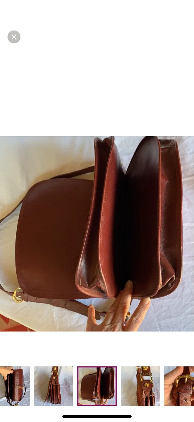 VINTAGE Les Must de Cartier Paris Burgundy Leather Bag image indicator(9)