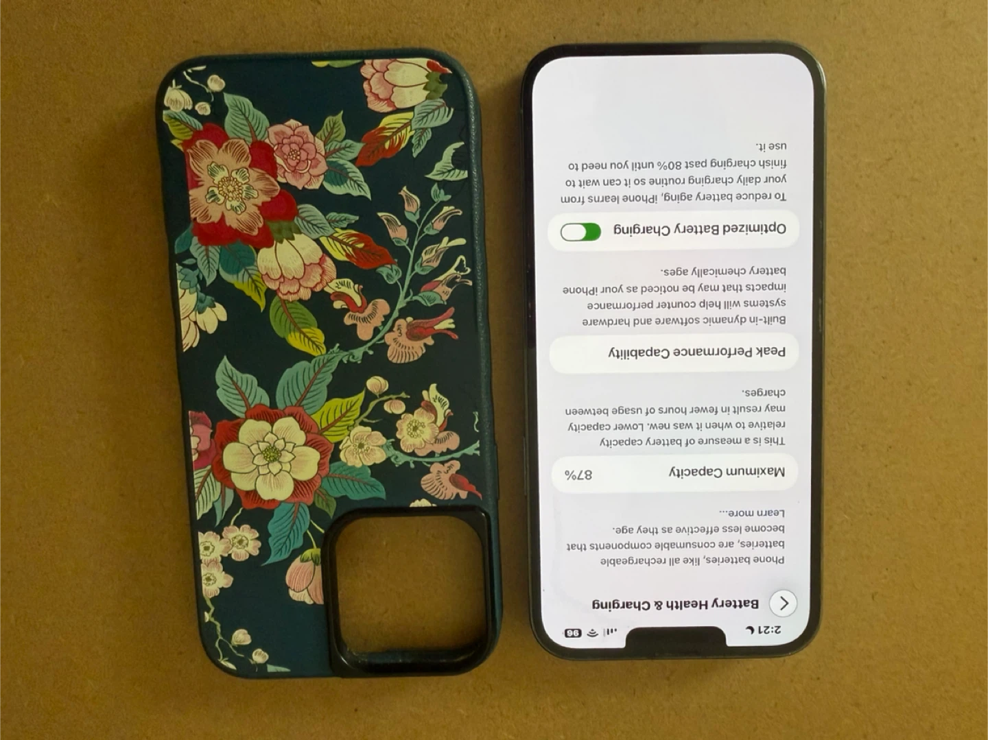 iPhone 13 Pro Max - photo 2