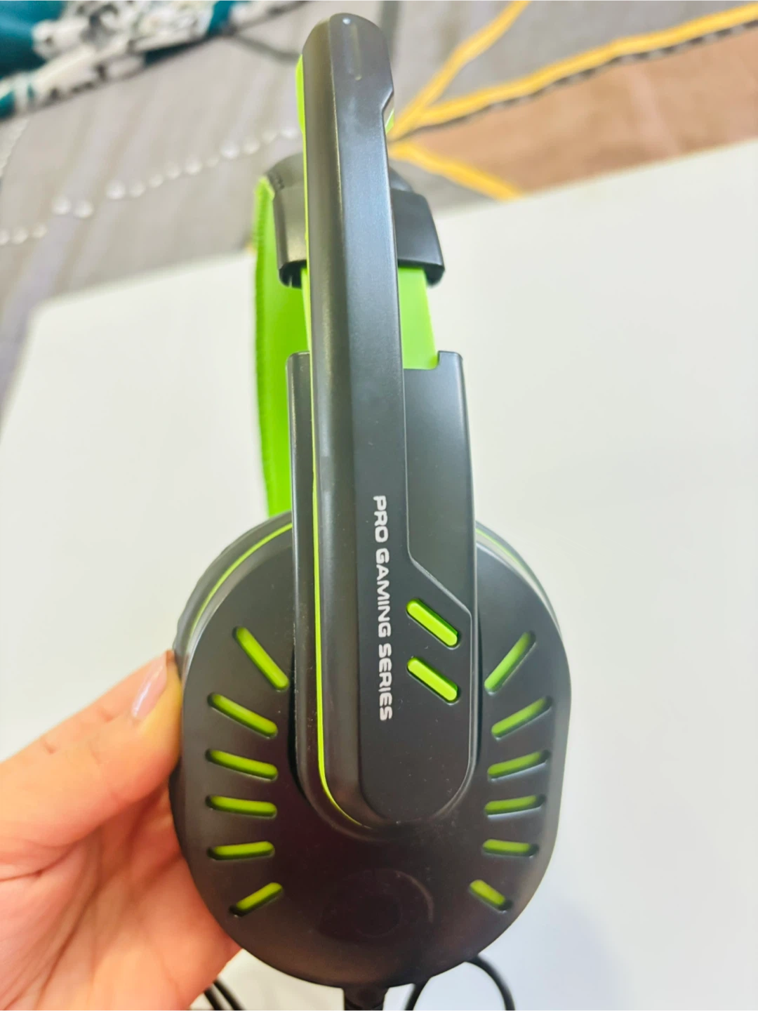 Pro Gaming Series Headset - Black & Green - photo 3