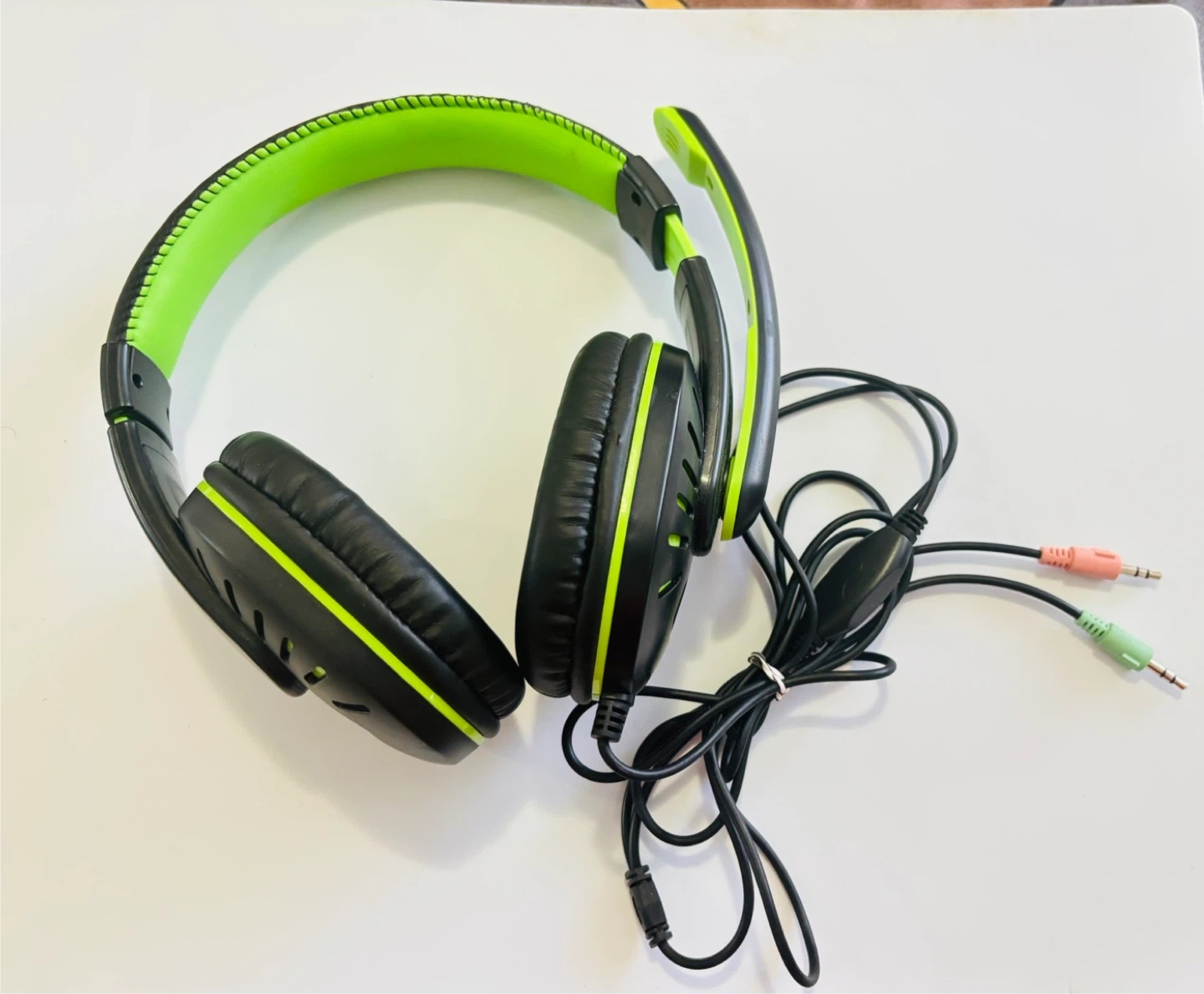 Pro Gaming Series Headset - Black & Green