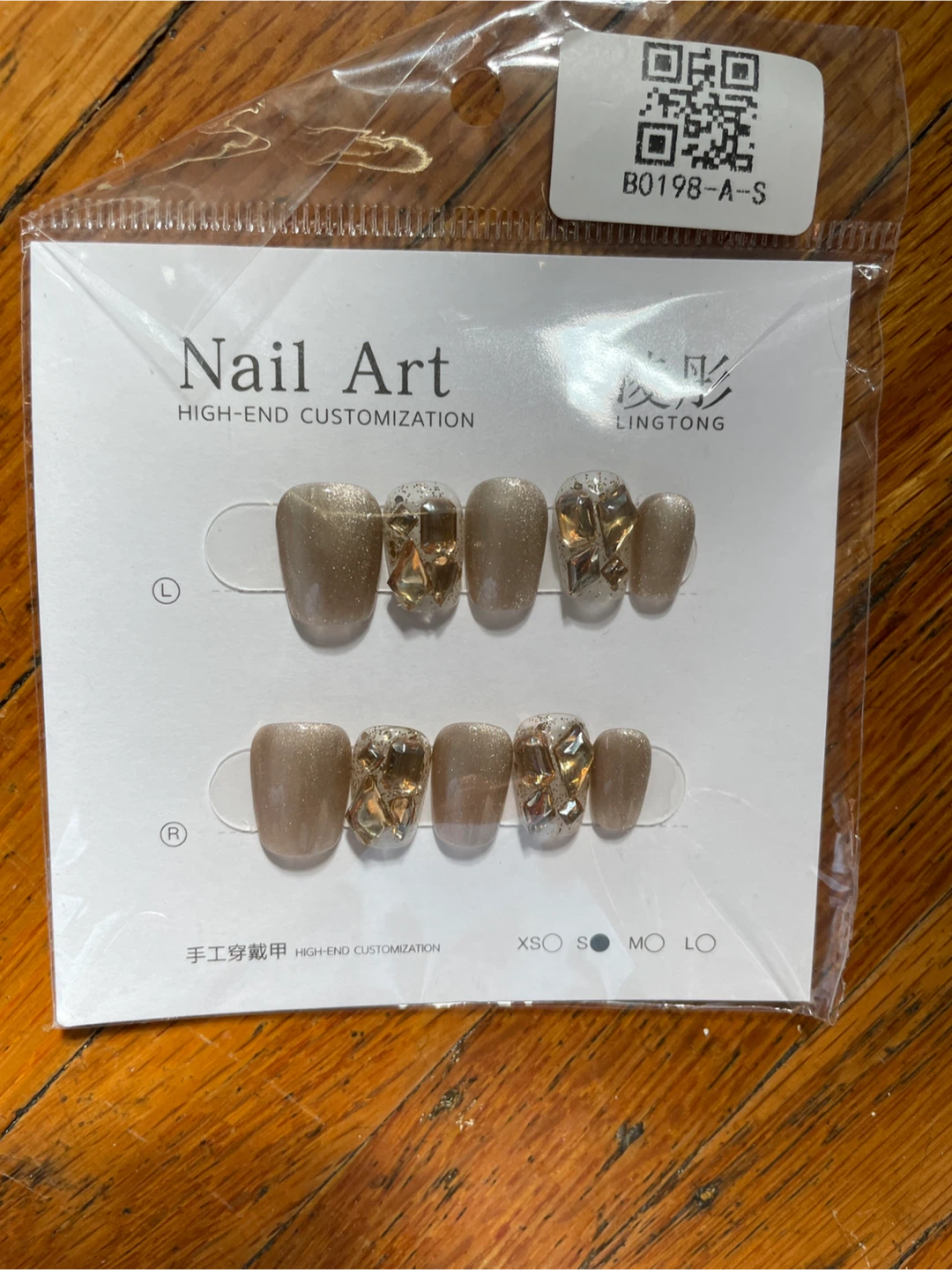 Press-on Nail Art - High-End Customization