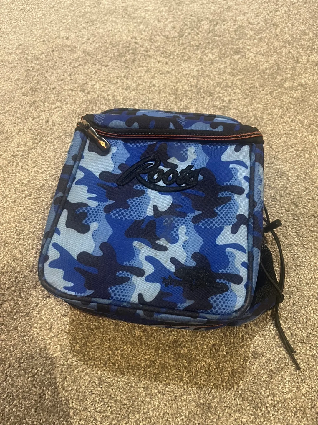 Roots Blue Camo Lunch Box image indicator(2)