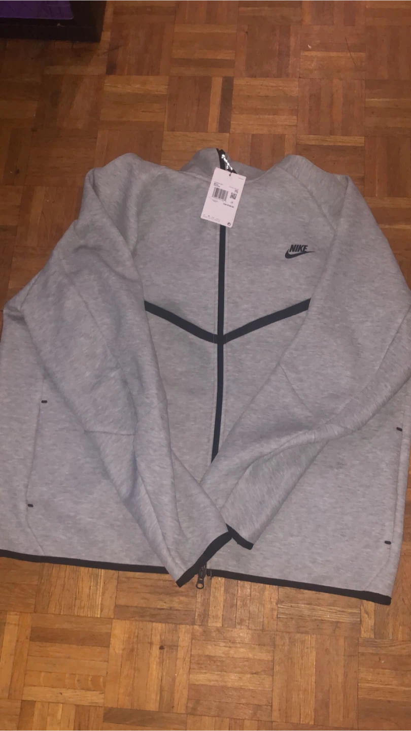Nike Tech Fleece XXL Grey