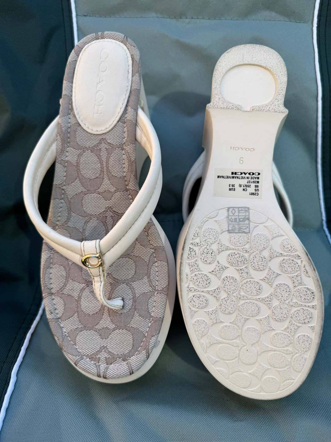 Coach Wedged Flip Flops Size 9 - photo 2