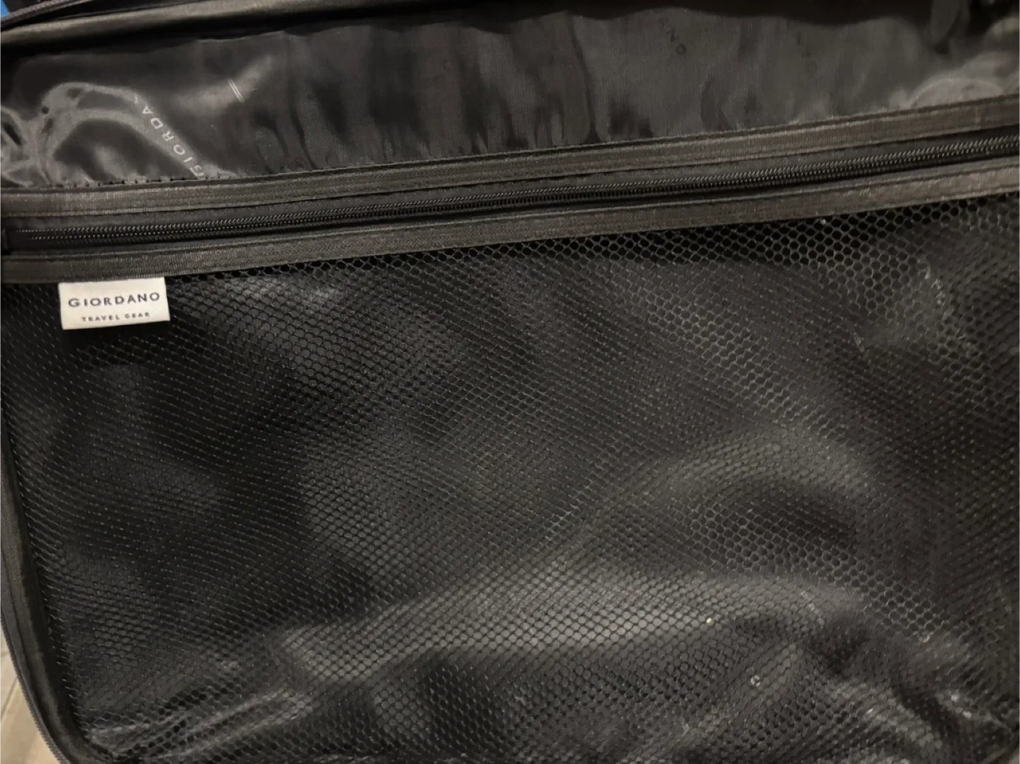 Giordano Rolling Suitcase image indicator(3)