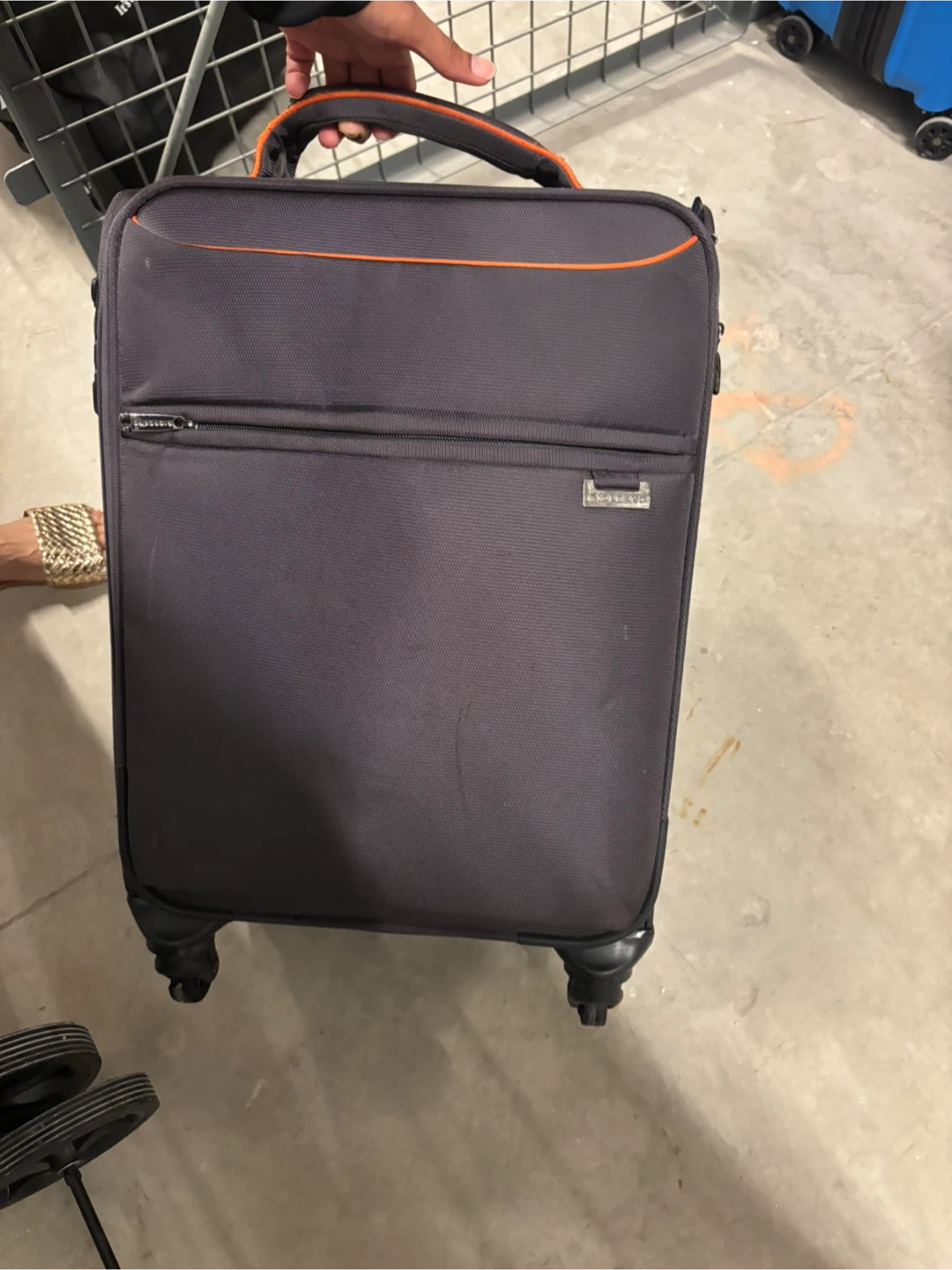 Giordano Rolling Suitcase
