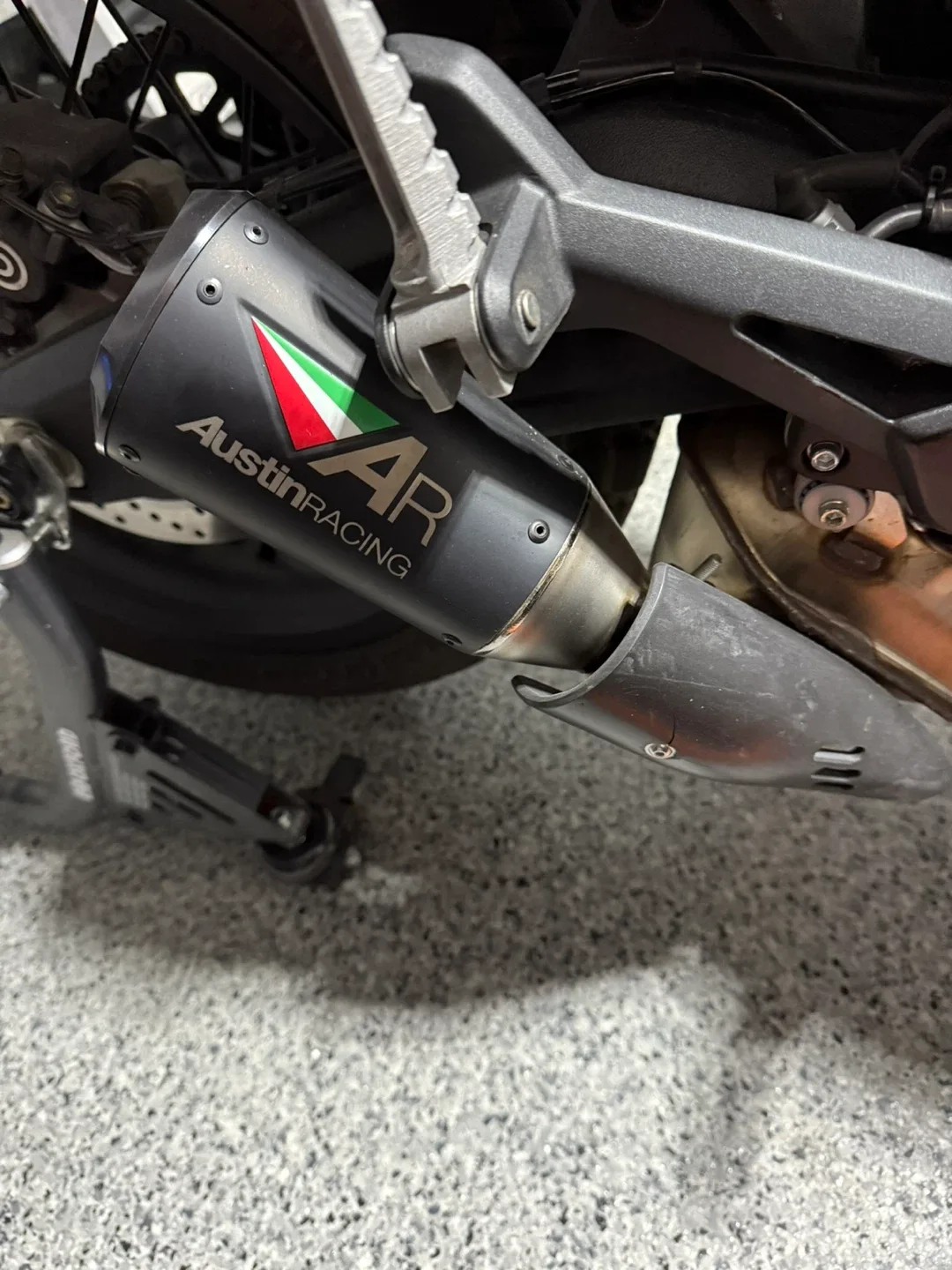 Austin Racing Ducati Scrambler Exhaust image indicator(2)