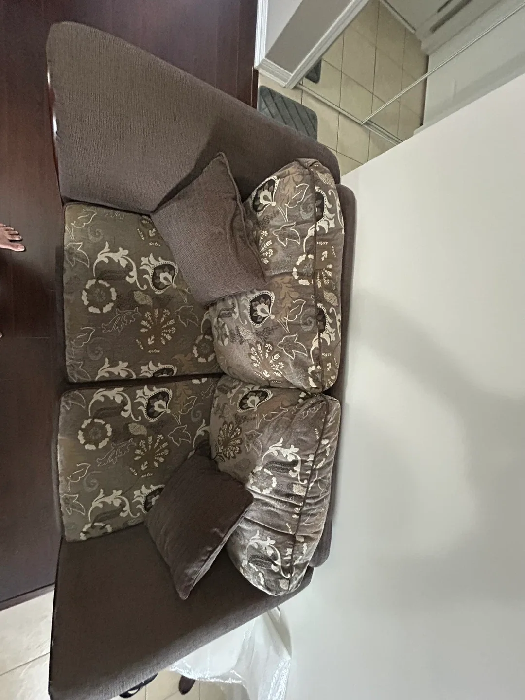 Brown Floral Patterned Loveseat Sofa image indicator(2)