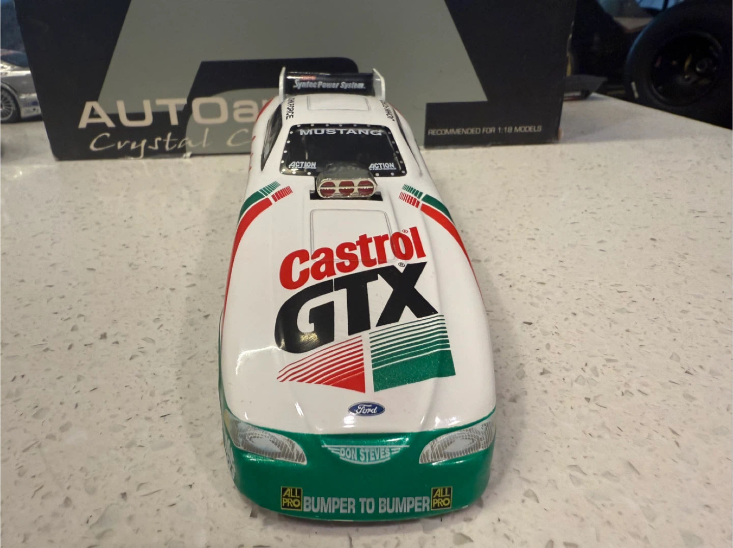 Action 1990 John Force Castrol Gtx Ford Mustang Funny Car - photo 2