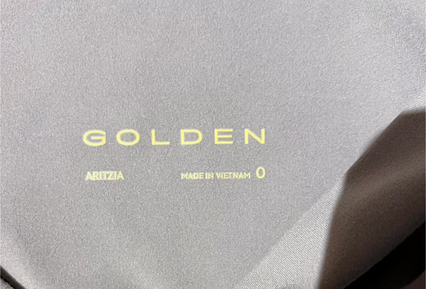New Lululemon & Aritzia Golden leggings image indicator(4)