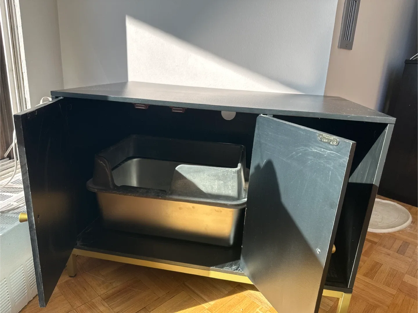 Black Cat Litter Box Cabinet image indicator(2)