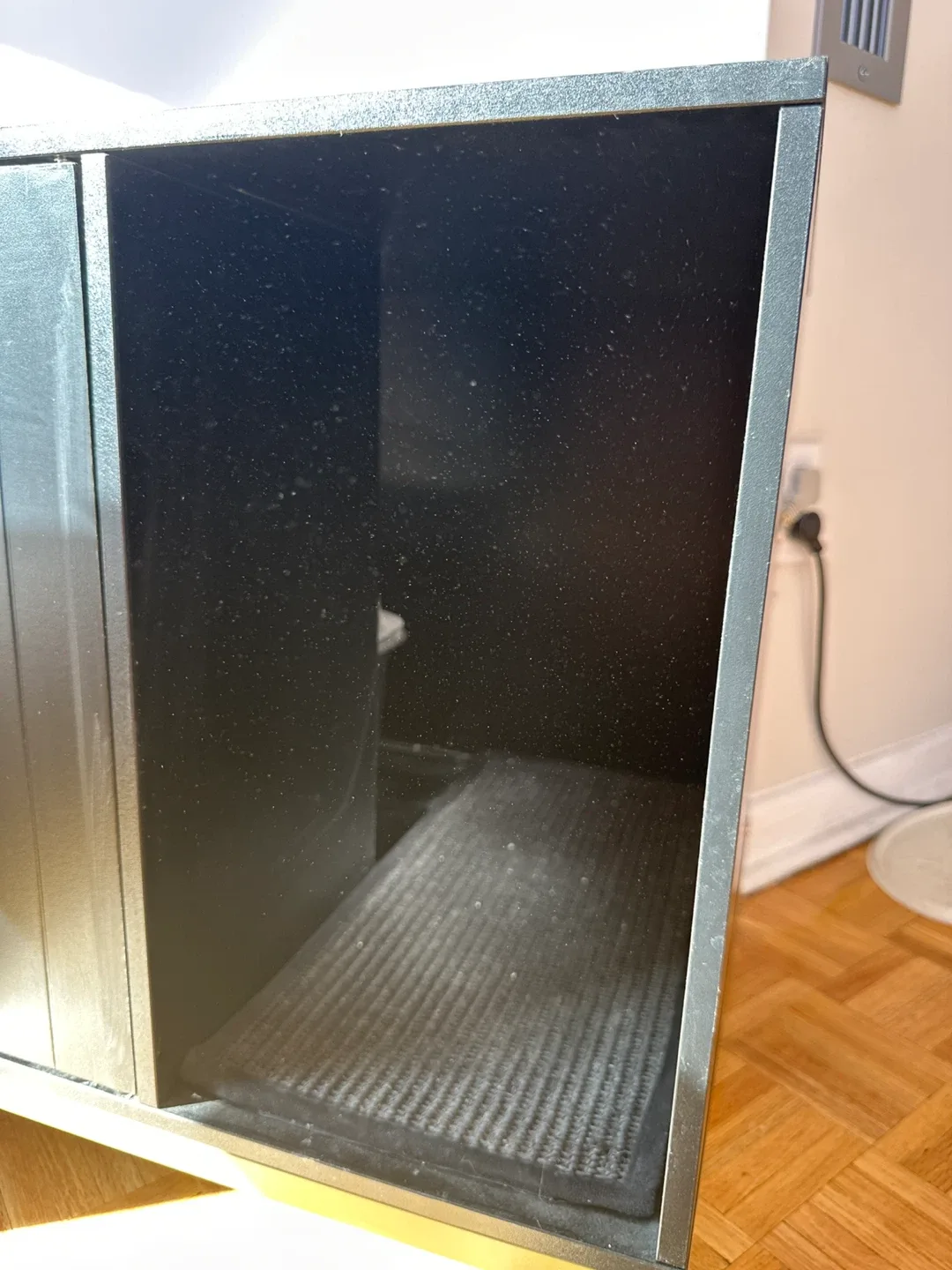 Black Cat Litter Box Cabinet image indicator(3)