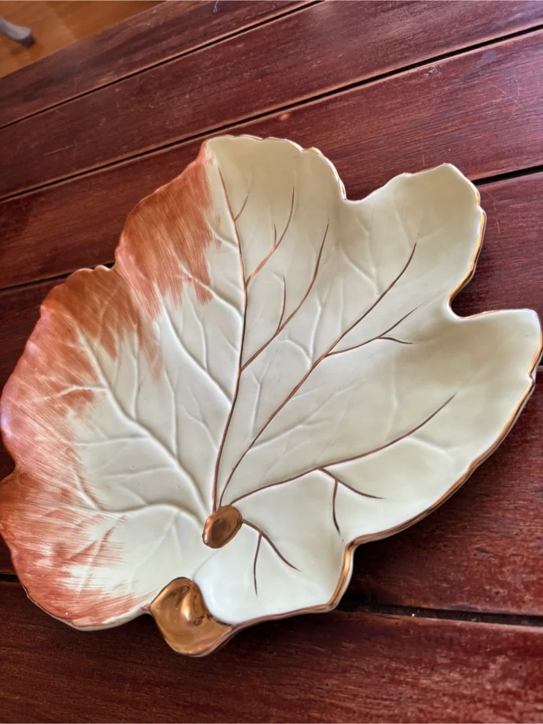 Decorative Leaf Plate- Porcelain by Royal Winston ( England) image indicator(5)