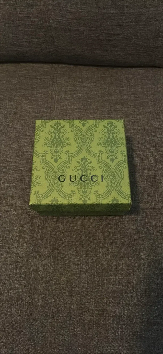 Gucci Belt with Box image indicator(2)